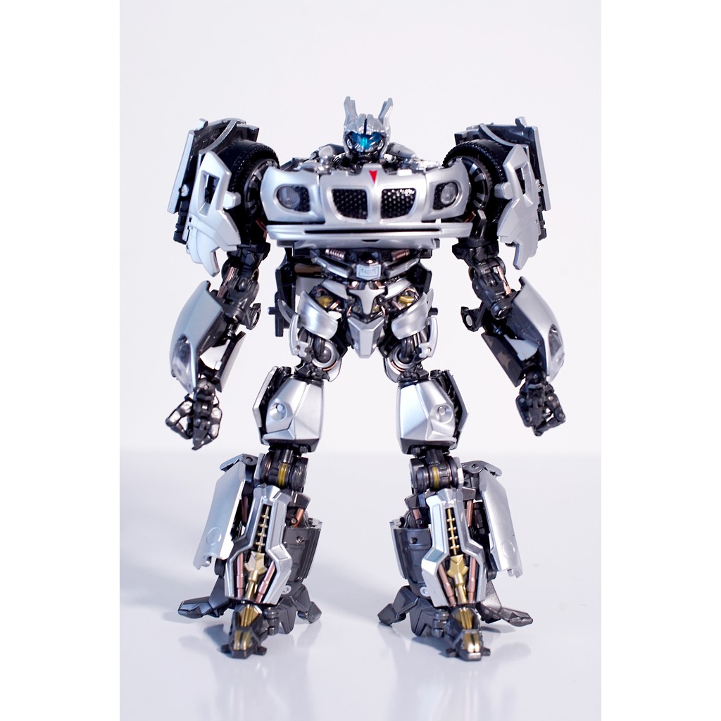 Mô hình aubtobot Jazz Aoyi LS18