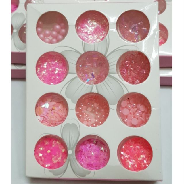 Set trang trí hồng