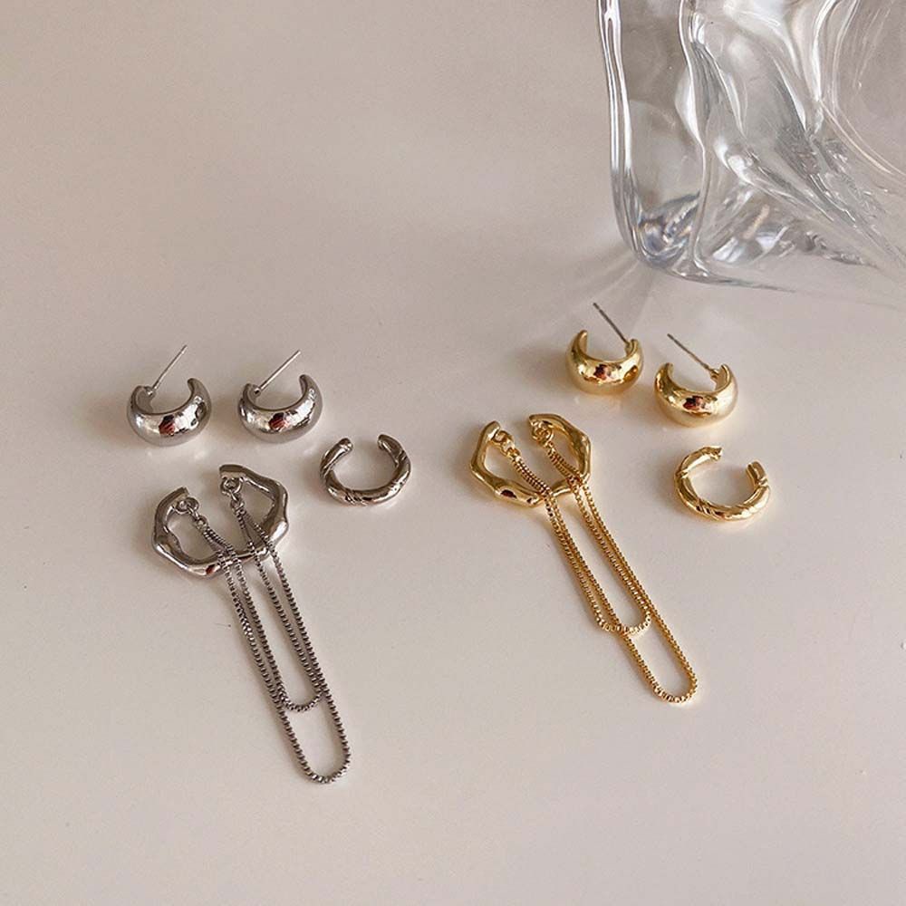Set 4 Khuyên Tai Dạng Vòng / Khuyên Tai Bằng Kim Loại Phối Tua Rua Phong Cách Punk Thời Trang Hàn Quốc Cho Nữ