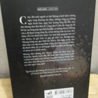 Sách - Kẻ giấu mặt - Nicholas Sparks