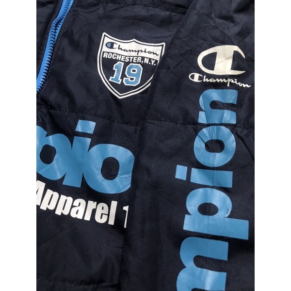Áo khoác thể thao Nam hiệu Champion màu xanh đen size 150