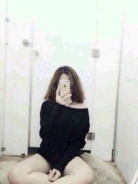 Áo thun lệch vai | BigBuy360 - bigbuy360.vn