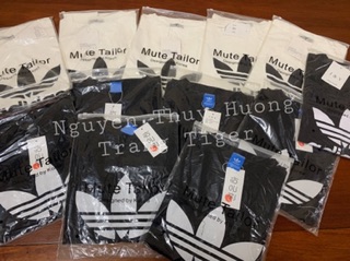 Áo phông adidas
