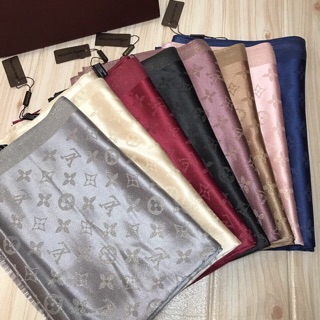 Khăn Lv nhũ dài mẫu mới 2018