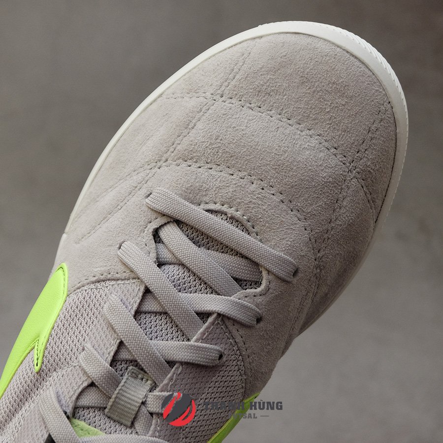GIÀY ĐÁ BÓNG CHÍNH HÃNG NIKE TIEMPO PREMIER II SALA - AV3153-012 - XÁM / VÀNG
