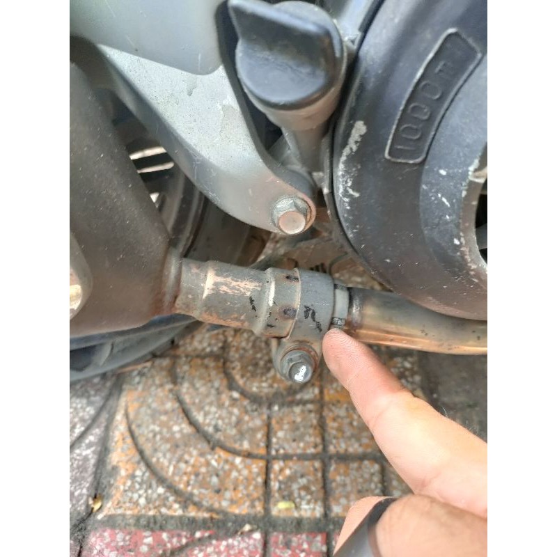 Khớp nối pô suzuki Hayate