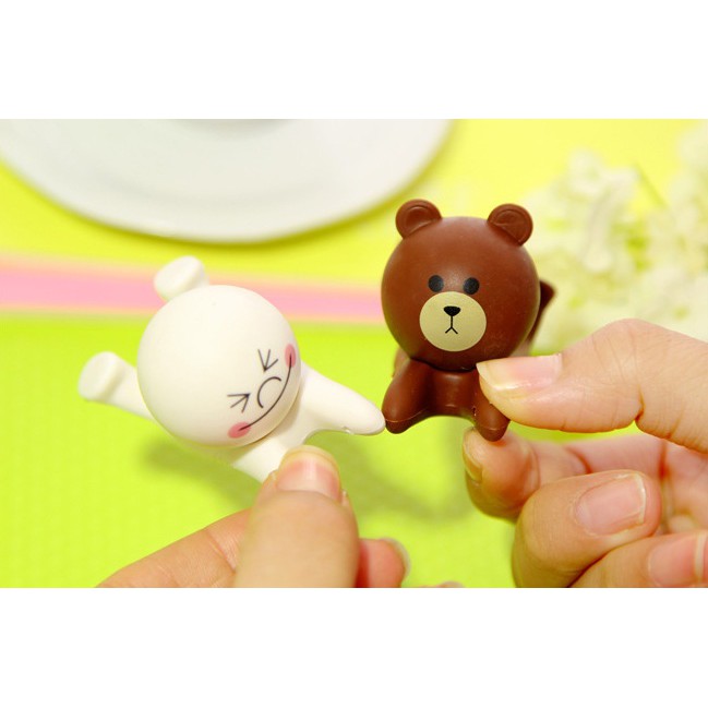 KỆ ĐỠ ĐIỆN THOẠI HÌNH GẤU BROWN VÀ THỎ CONY XINH XẮN