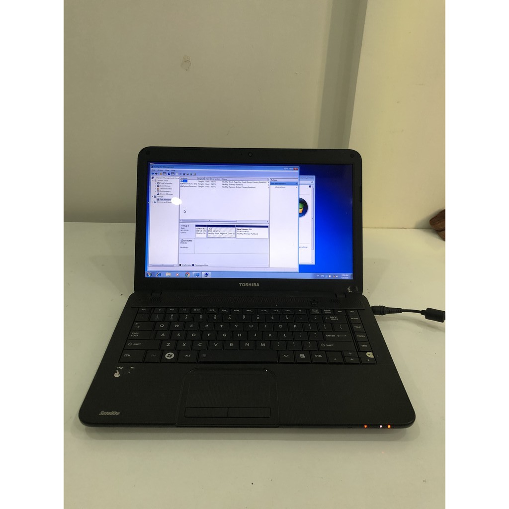 Laptop cũ toshiba satellite C800,i3-3110M,4GB Ram,500GB HDD | BigBuy360 - bigbuy360.vn