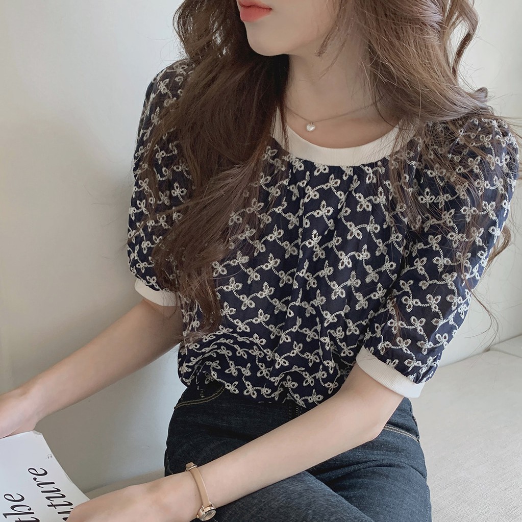 Áo Nữ Ngắn Tay Cổ Tròn Thêu Họa Tiết Phong Cách Hàn Quốc 43330