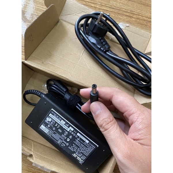Sạc cho Laptop Asus 19V – 4.74A – 90W