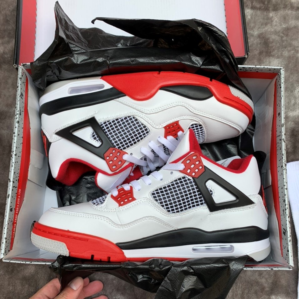 Giày Jordan 4 1:1 Chuẩn 5 Màu 🔻Full Box & Phụ Kiện 🔻