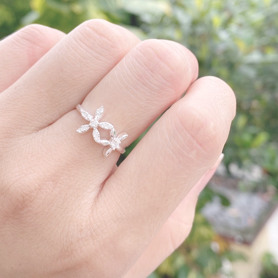 Nhẫn bạc nữ mặt hoa 5 cánh đính đá, Nhẫn nữ chất liệu bạc ta sang trọng