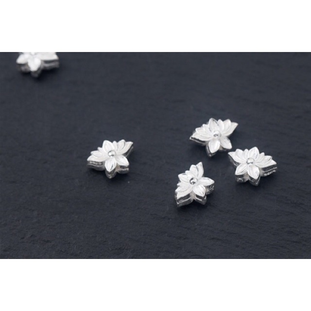 CHUYÊN SỈ  Charm hoa sen bạc hàng siêu đẹp - Bạc tốt loại 1, PH260