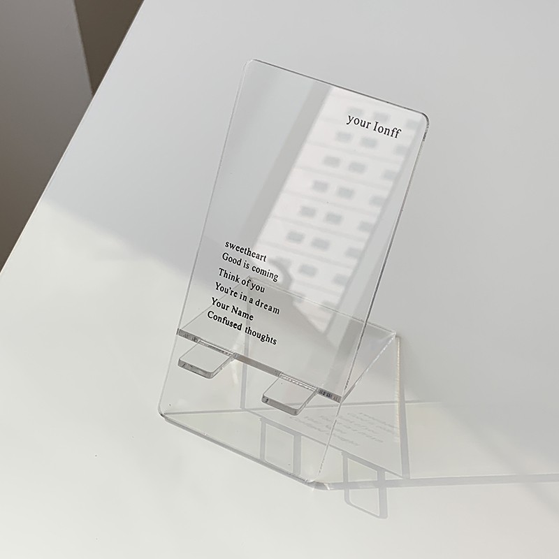 Giá Đỡ iPad/ Điện Thoại Bằng Nhựa Acrylic Trong Suốt Phong Cách Hàn Quốc Hoạ Tiết Chữ Cái Tiếng Anh Đơn Giản