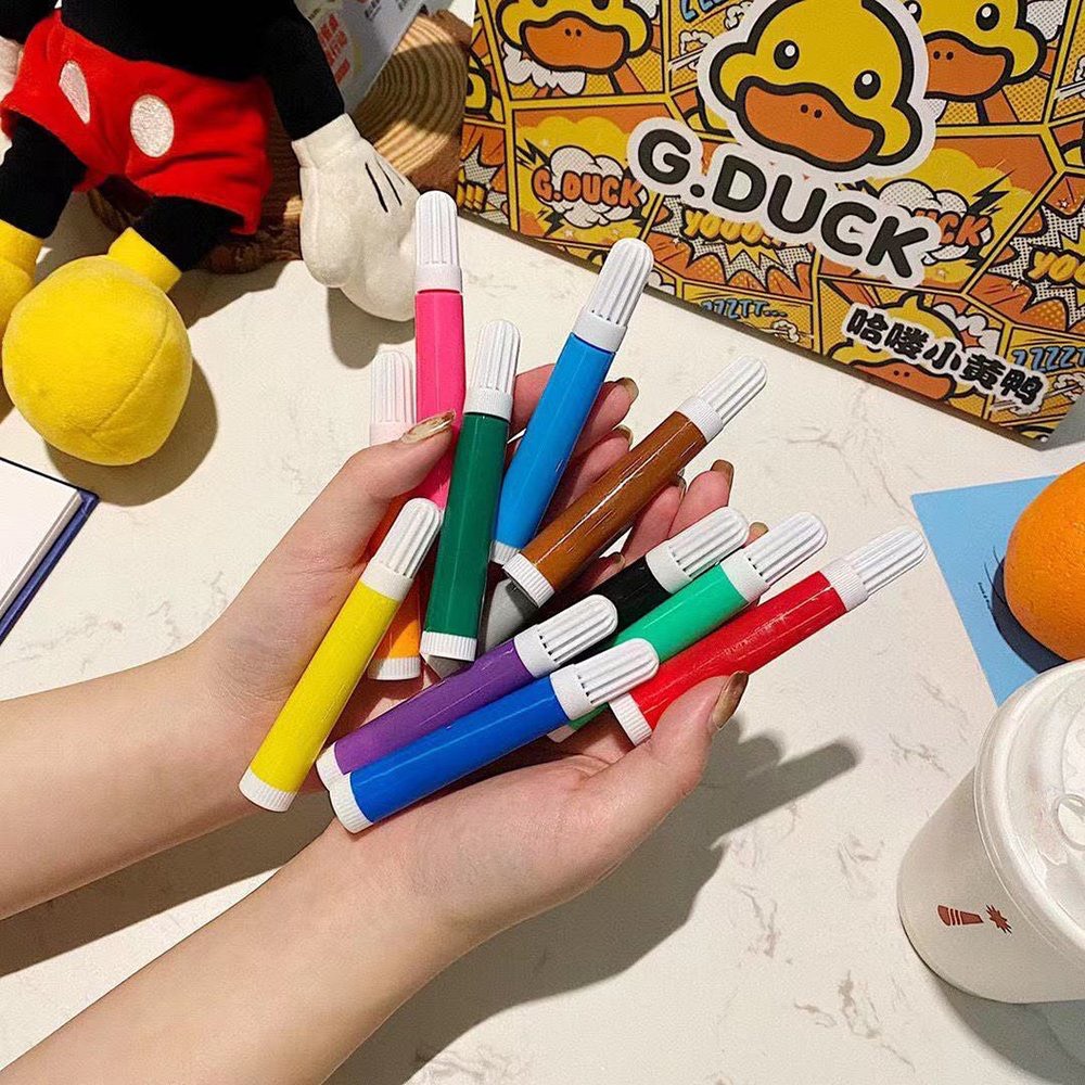 Hộp tô màu vịt vàng - Vali Gduck 67 chi tiết