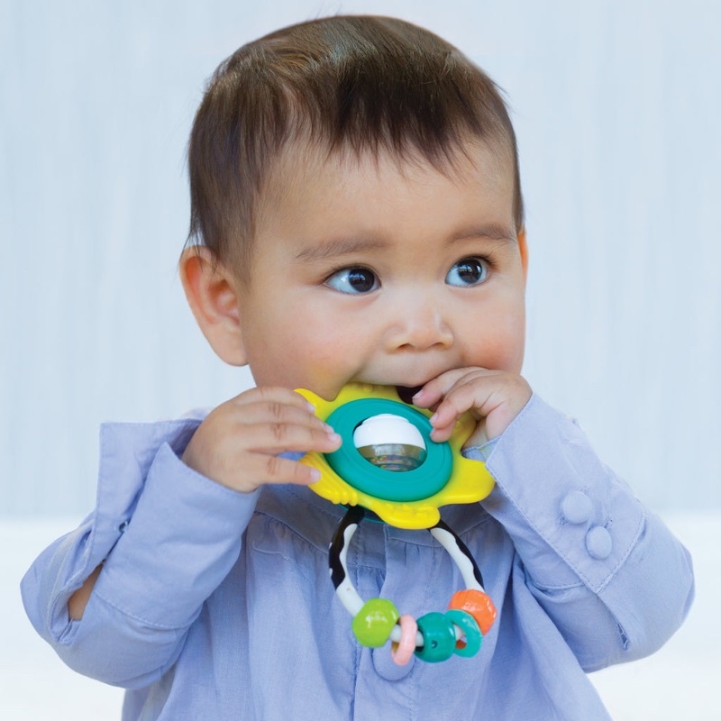 Set 7 Đồ Chơi Kỹ Năng Gặm Nướu Lục Lạc Cho Bé Infantino - Teethe &amp; Rattle Soothing Assort