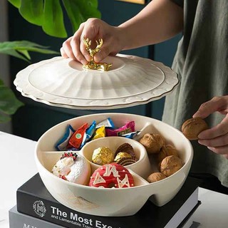 Khay đựng mứt tết bằng sứ tròn 4 ngăn trắng ngà