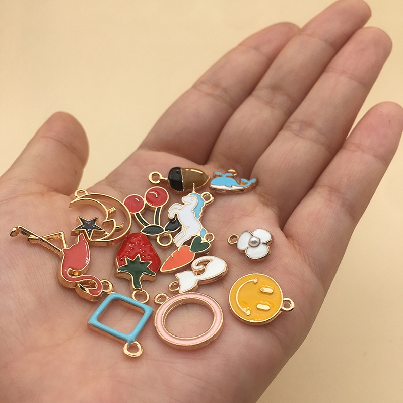 Bộ 10 mặt dây chuyền bằng hợp kim họa tiết hoạt hình