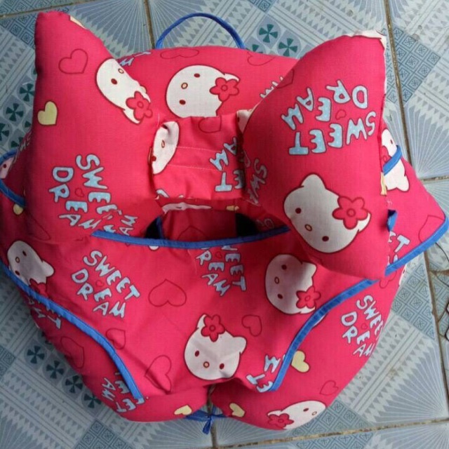 Gối chống trào ngược cho bé
