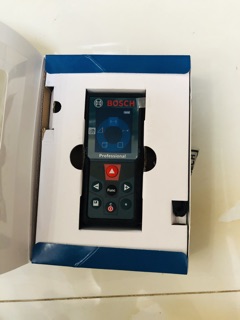 Máy đo khoảng cách Bosch 40m GLM400