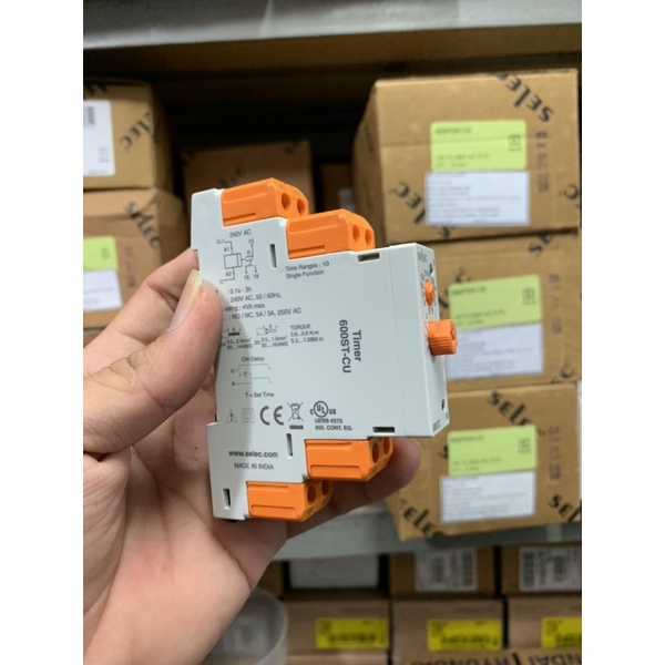 Bộ định thời gian 600ST-240 SELEC