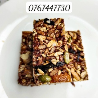 THANH GẠO LỨT HẠT DINH DƯỠNG ( thanh granola gạo lứt)