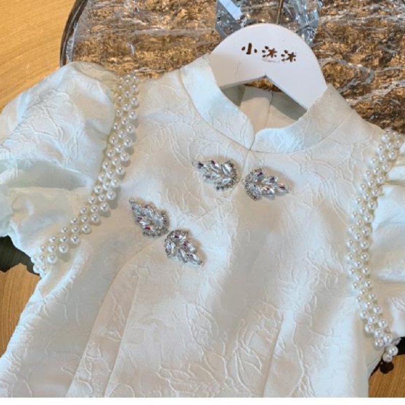 Đầm Sườn Xám Ngắn Tay Phối Hạt Ngọc Trai Xinh Xắn Theo Phong Cách Mùa Hè Dành Cho Bé Gái