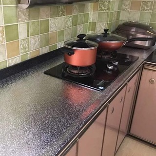 Giấy dán tường bếp chịu lửa ( màu ngẫu nhiên )