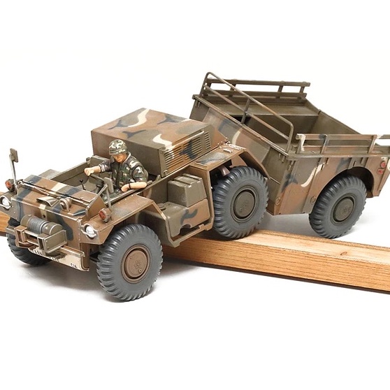 Mô hình xe tải chở hàng quân sự 1/35 SCALE U.S. 6X6 CARGO TRUCK M561 GAMA GOAT TAMIYA 35330 - mô hình trưng bày, sa bàn