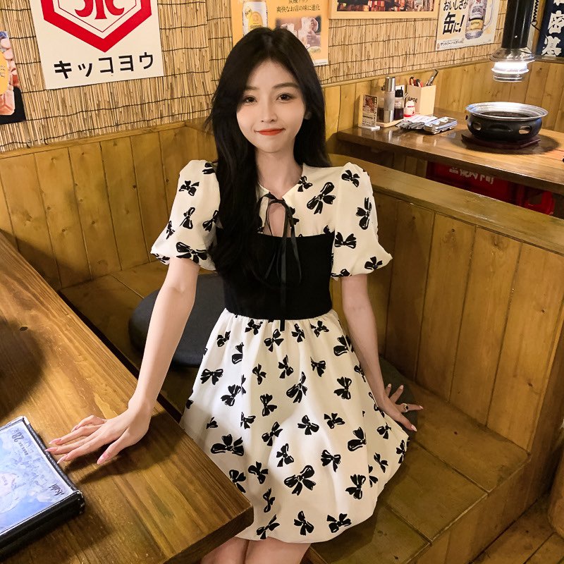 Đầm dáng xòe phong cách công chúa cổ điển Pháp 2022