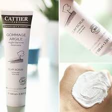 Tẩy Da Chết Cattier Gommage Argile Aloe Vera cho mọi loại da.