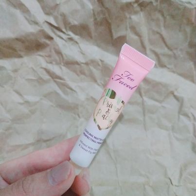 Kem lót Toofaced Primed & Peachy 5ml