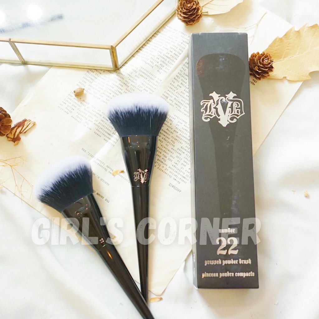 Cọ Phủ Phấn Nén Kat Von D22 - Girl's Corner