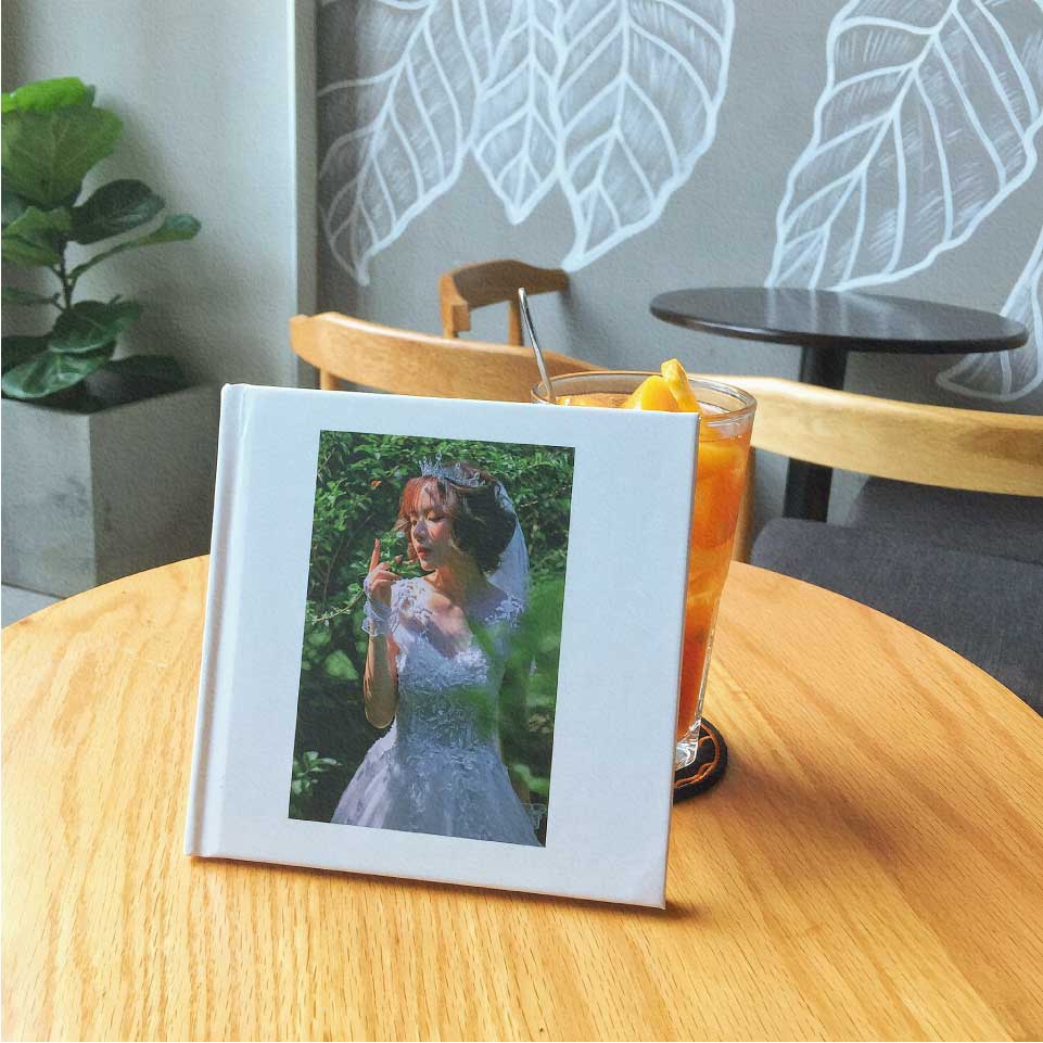 [Toàn Quốc][E-voucher] In sách ảnh Pre-wedding 20 trang 6” x 6” (15 x 15cm) - Thiết kế trên app Photobook