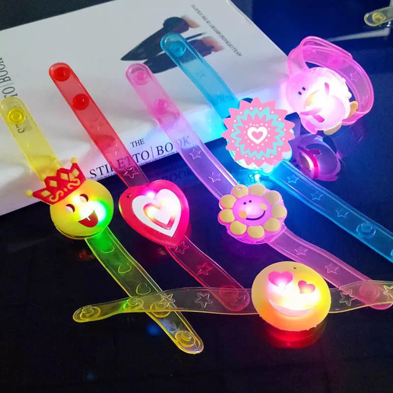 ❤️❤️❤️ VÒNG TAY PHÁT SÁNG HOẠT HÌNH ❤️❤️❤️