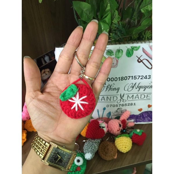 Móc khoá bằng len