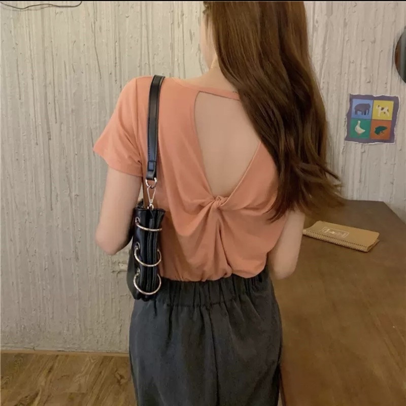 Áo thun trơn cổ tròn xoắn lưng hàng QC