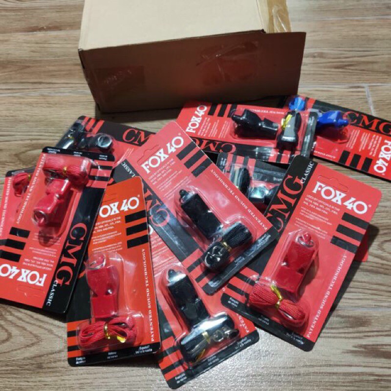 Còi trọng tài fox 80 và fox40