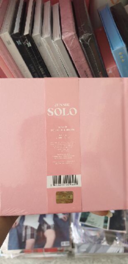 Album Jennie solo BlackPink có sẵn