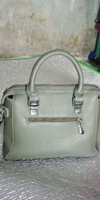 Thanh lý túi xách