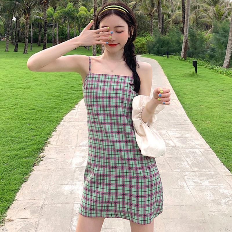 Đầm hai dây họa tiết kẻ sọc caro phong cách ngọt ngào cho nữ