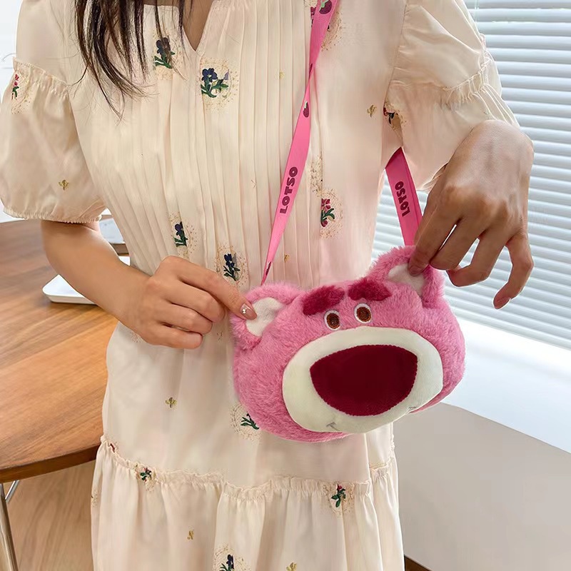 Túi đeo chéo mini Gấu dâu Lotso