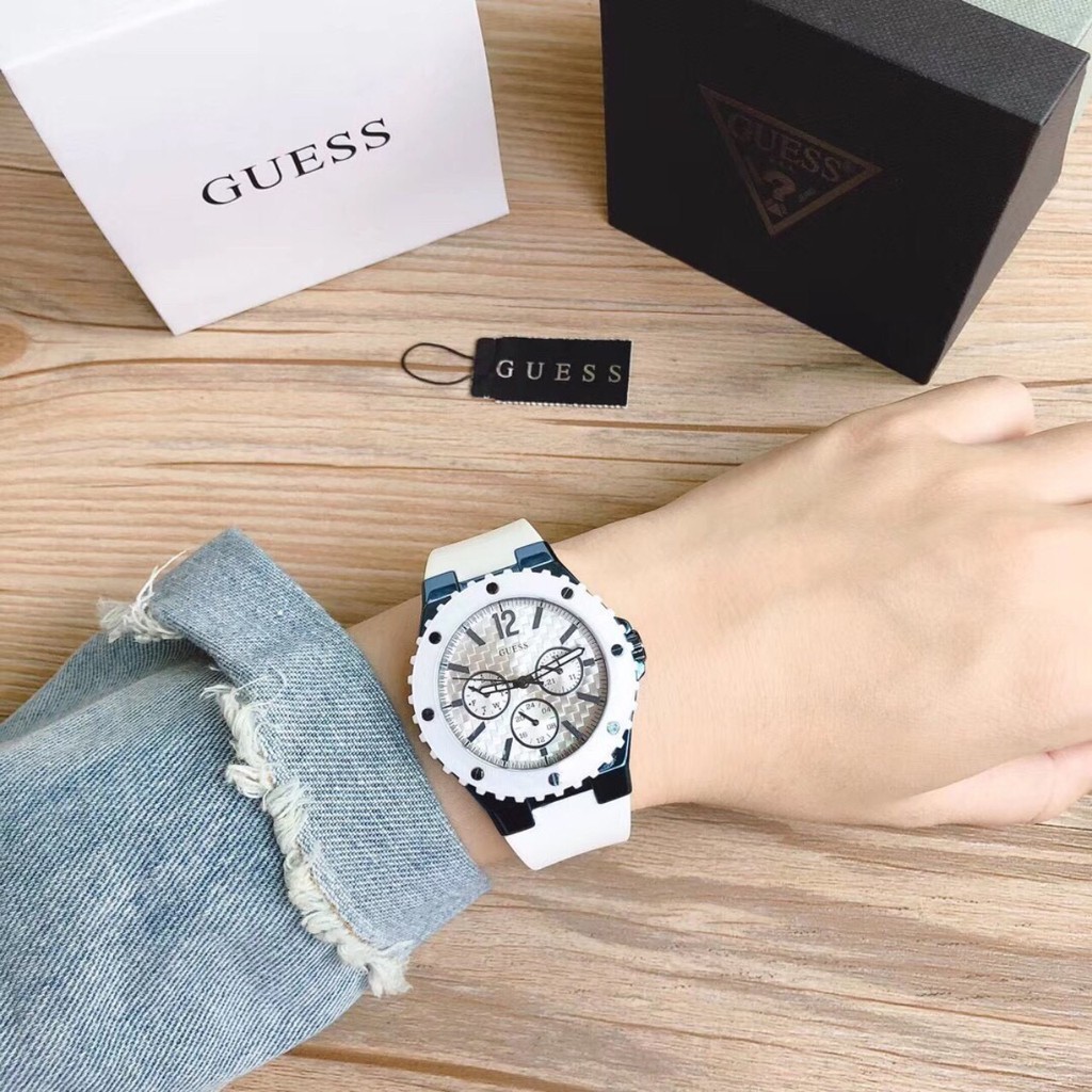 Đồng Hồ Nữ Guess W0149L6 39mm (Chính Hãng)