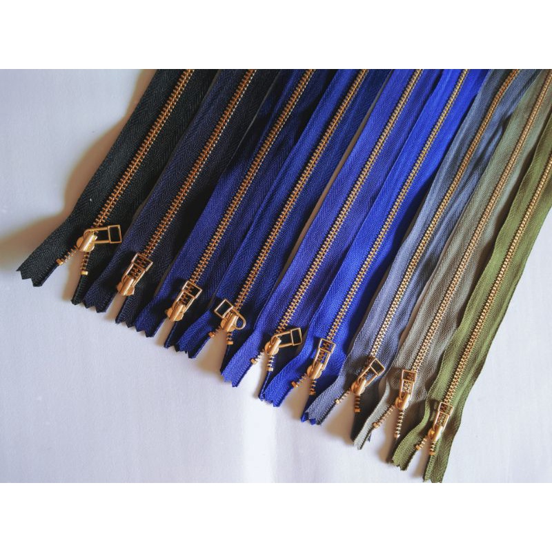 Dây kéo YKK 25cm răng 3 may quần áo túi ví