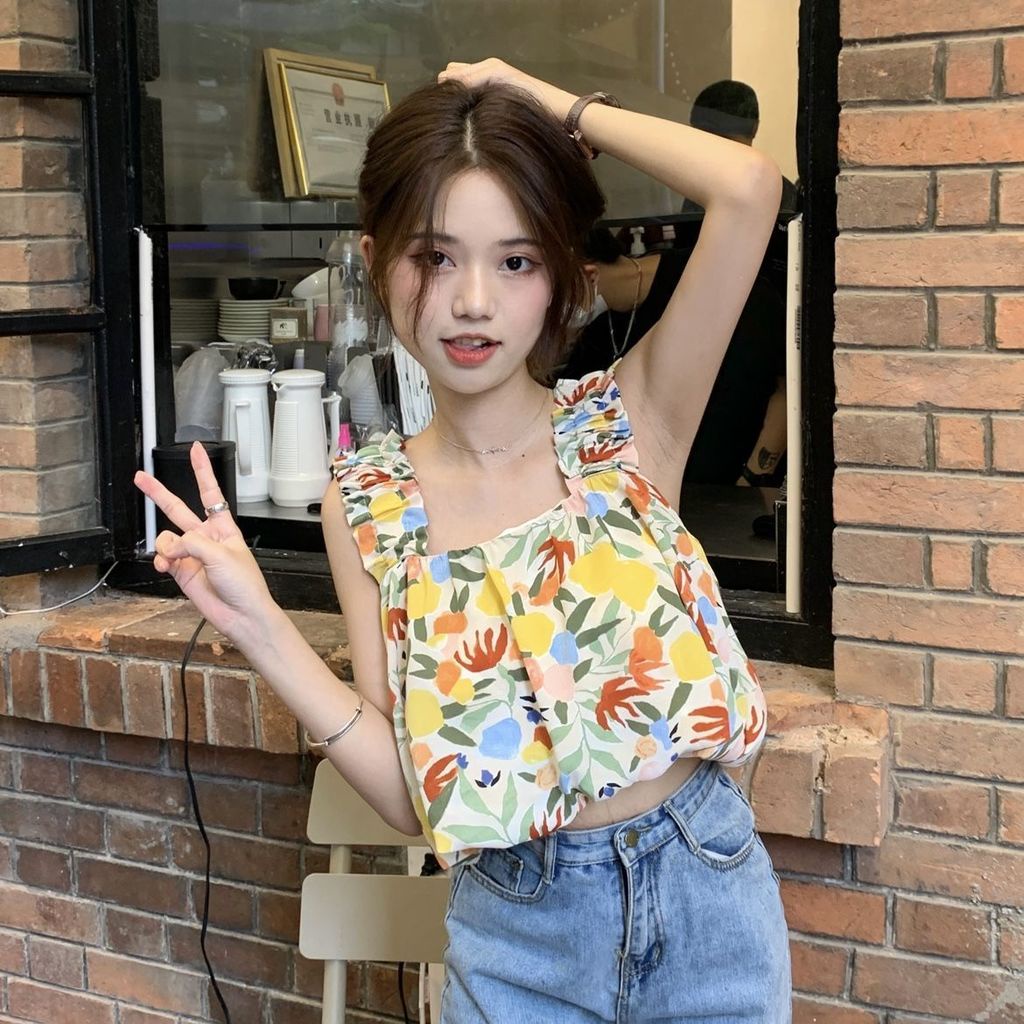 Áo Hai Dây Họa Tiết Hoa Thiết Kế Mỏng Xinh Xắn Thời Trang Dành Cho Nữ