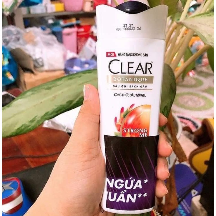 (mini 70g) Dầu gội sạch gàu Clear thảo dược | BigBuy360 - bigbuy360.vn