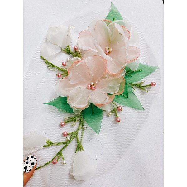 Hoa Voan đính kết