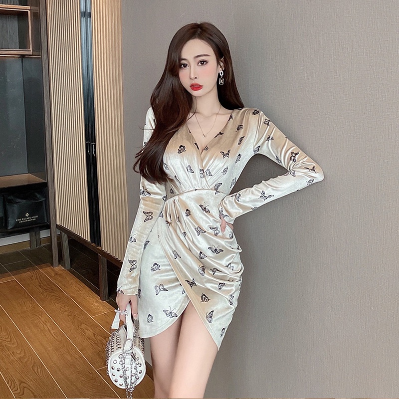 Đầm nhung ôm xếp ly eo cổ V tay dài hoạ tiết bướm thanh lịch gợi cảm mùa thu đông A1229 d3us