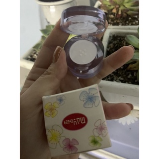 Phấn nhũ highlight bắt sáng