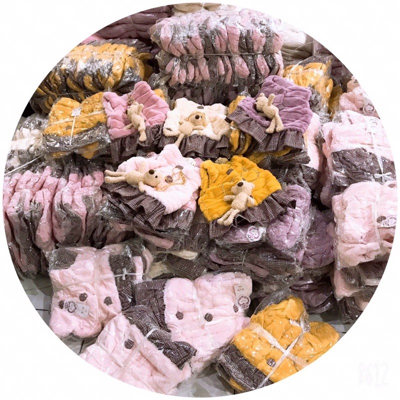 Áo Gile lông kèm túi gấu cho bé gái 7-15kg